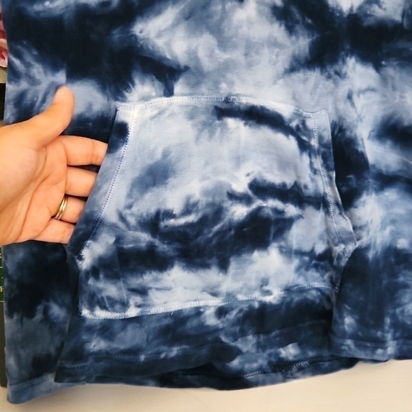 Blue Tie Die Hoodie With Front Pocket Long Sleeve XL Boho festival Coachella - Picture 4 of 11